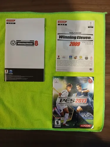 LOTE DE MANUAIS DA FRANQUIA WINNING ELEVEN PARA PS3
