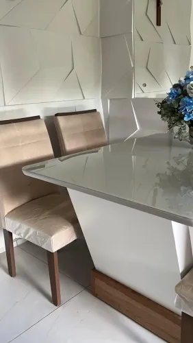 Mesa usada em bom estado 