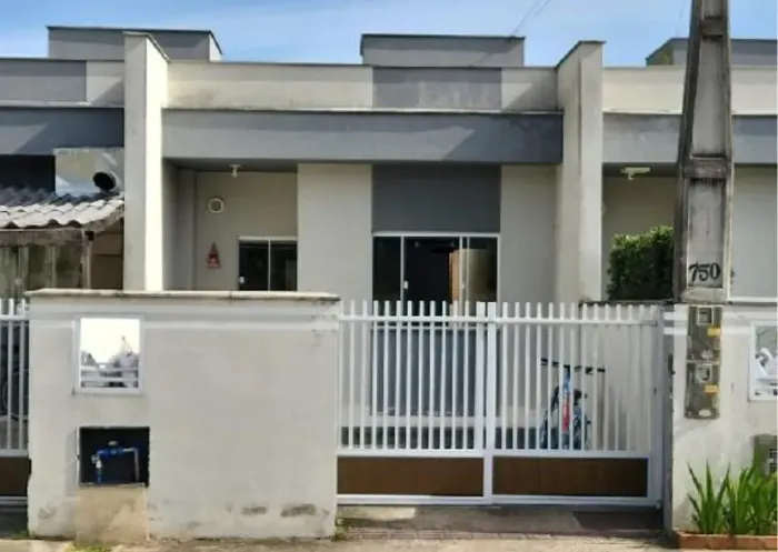 Imóvel para venda possui 53 metros quadrados com 2 quartos em Bananal do Sul - Guaramirim