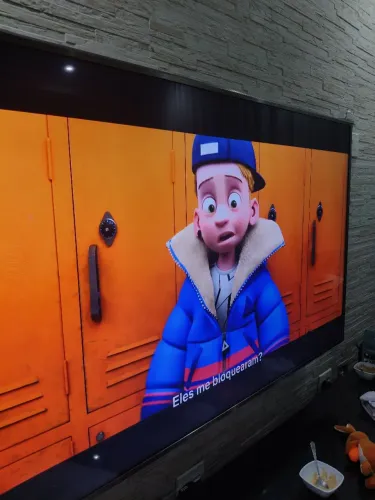 TV LG 75" modelo 75UM7510PS8