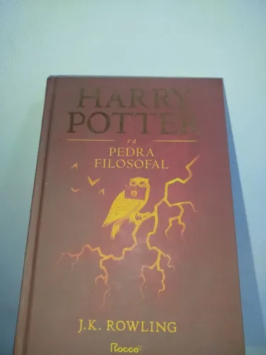 Harry Potter e a pedra filosofal livro Rocco