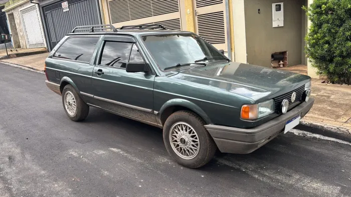 Parati ano 1993 cor verde  ótimo estado