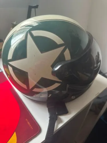 Capacete Peels