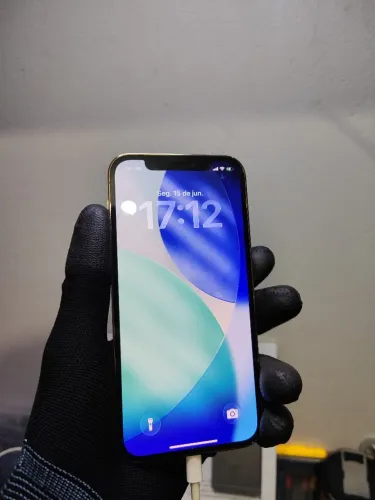 Vende-se iPhone 12 pro 128gb todo original ?