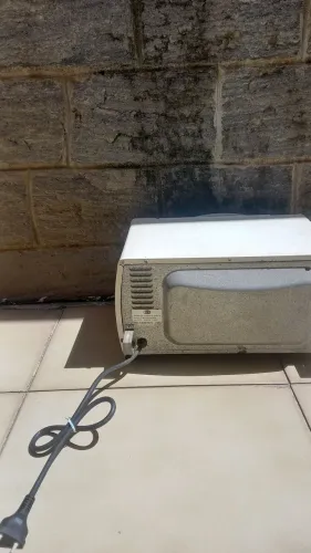 Vendo forninho elétrico 5 litros 