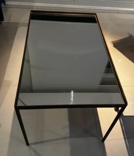 Mesa de centro - aço corten e tampo de espelho
