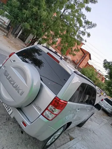 Suzuki Grand Vitara 2.0 16V 4x2/4x4 5P Mec. 2013