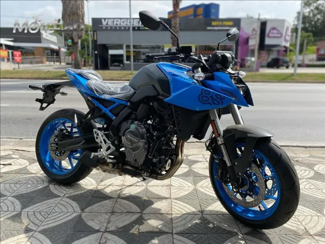 SUZUKI GSX 8S