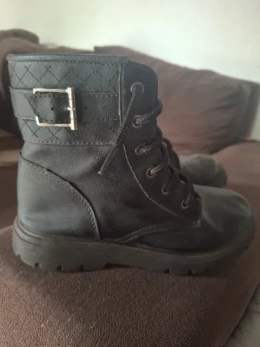 Bota infantil número 31
