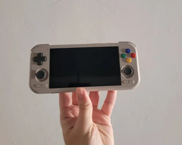 Retroid pocket 4pro (8/128) (utilize o cupom DESCONTAO20)
