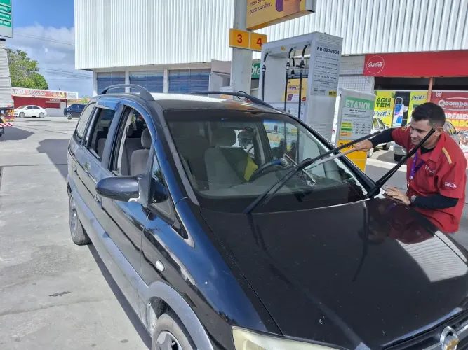 Chevrolet Zafira 2.0/ CD 2.0 8V MPFI 5P Mec. 2004