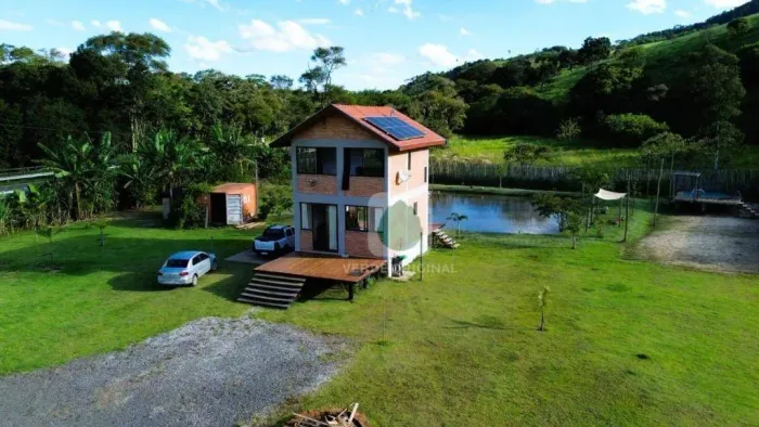 Chácara com 2 dormitórios para alugar, 18000 m² por R$ 3.000,00/mês - Corrego da Foice - G