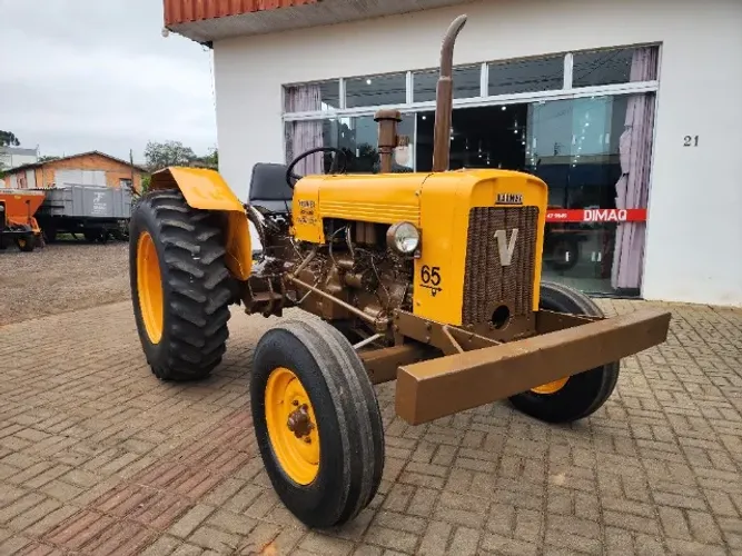 Trator Agrícola Valmet 65 ID 4x2 (Simples), Ano 1980, Pintura Nova.