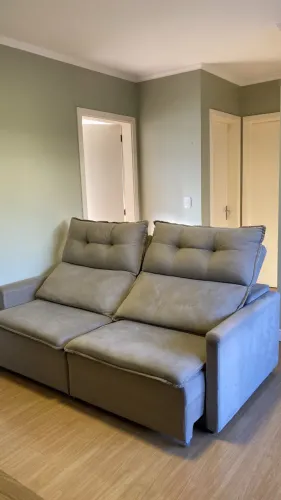 Vendo sofá retrátil e reclinável 