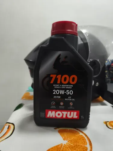 Óleo 7100 MOTUL 100% Sintético 20w50 4T 1l