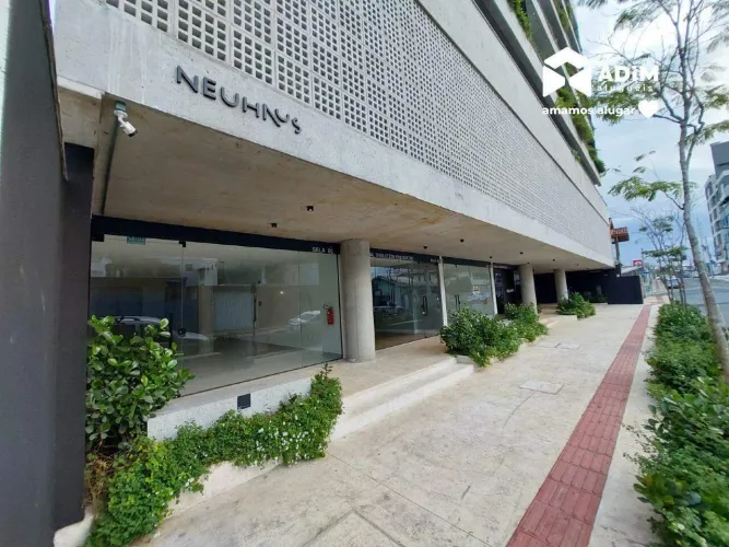 Aluguel anual: Sala comercial de 65,15mt² no centro de Balneário Camboriu