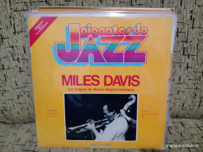 Disco gigantes do jazz Miles Davis