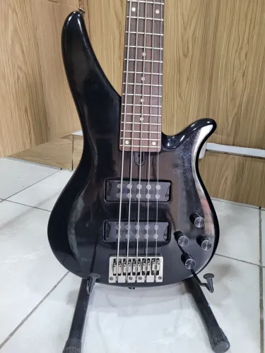 CONTRABAIXO YAMAHA RBX375