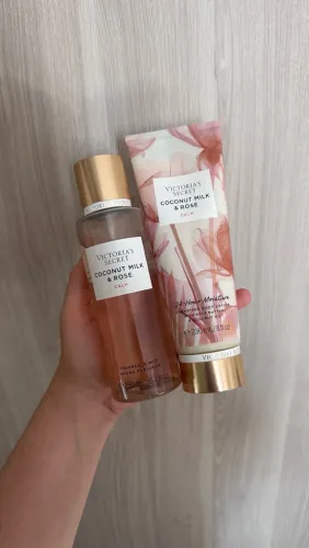 Kit Victoria Secret Coconut Milk e Rose Original