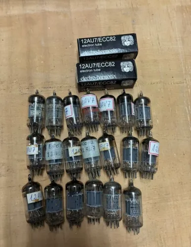 Valvula miniwatt 12AU7