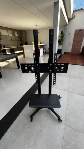 Suporte TV móvel - novo