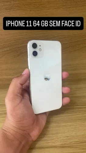 Vendo ou troco! iPhone 11 64 gigas sem Face ID