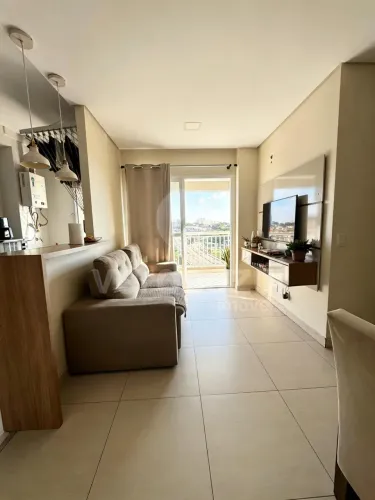 Apartamento com varanda, 2 quartos, suíte ao lado do Hospital Mario Gatti, Campinas-Sp