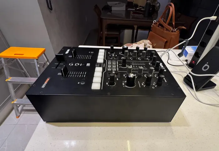 Mixer Numark Scratch
