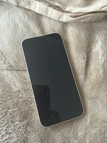 I phone 13 256g