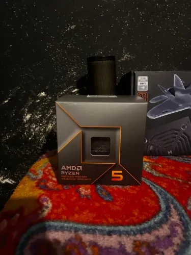 RYZEN 5 8500g