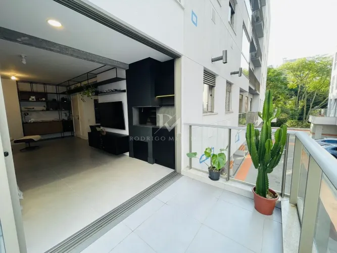 Apartamento Alto Padrão Mobiliado | 2 Suítes | 96m² Privativos | 2 Vagas