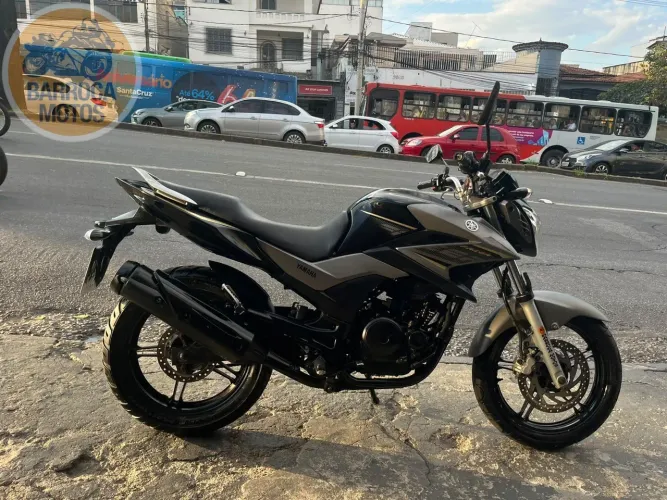 FAZER 250 BLUEFLEX PRETA 2015/2016