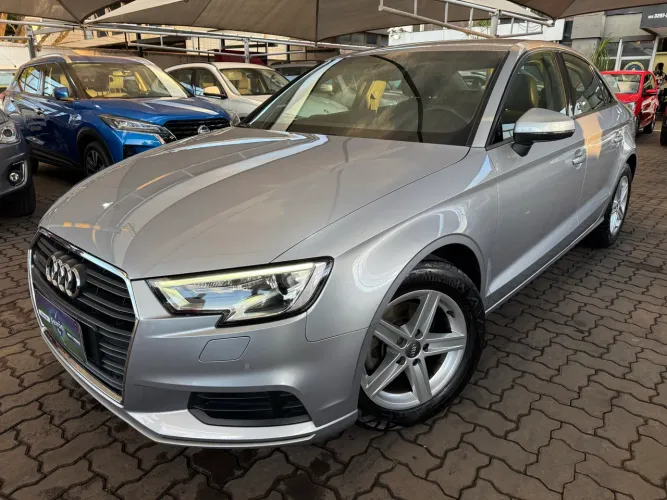 Audi A3 Sedan Prestige 1.4 TFSI S-tronic 2019