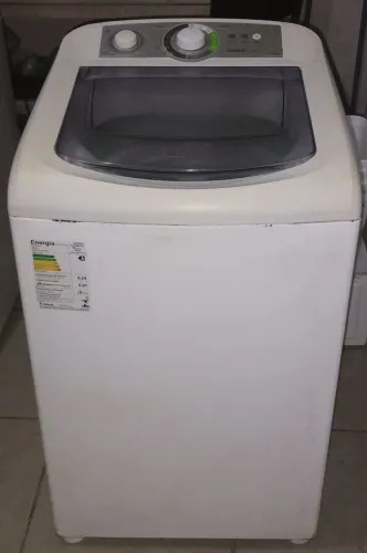 VENDO UMA MÁQUINA DE LAVAR CONSUL 8 KILOS BEM CONSERVADA TODA OK