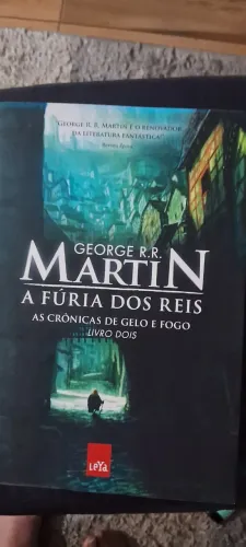 George Martin- A fúria dos Reis- Coleção As Crônicas de Gelo e Fogo 