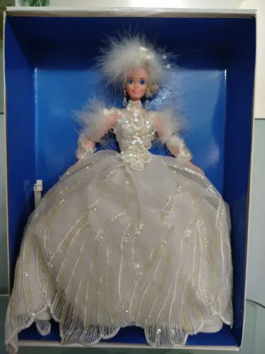 Barbie collector snow princess