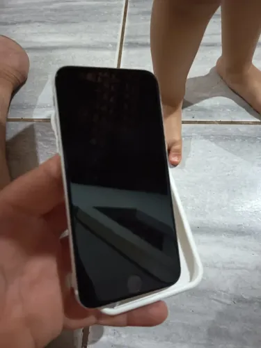 iPhone SE