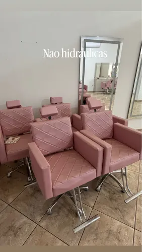 Cadeira de salão fixa