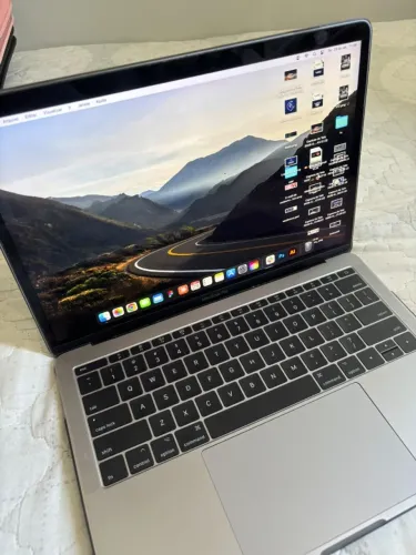 MacBook Pro 13? 2017 - Intel Core i5 - 8GB RAM
