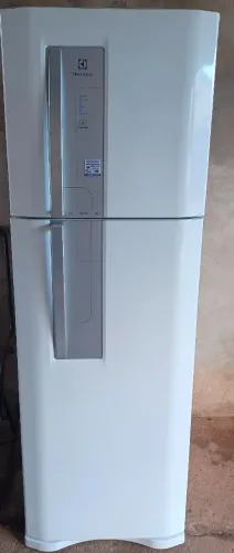 Geladeira Electrolux DF42 127V 382LTS