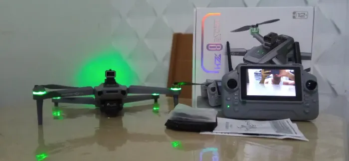 Drone ZH8 2026 Ultra HD com Tela no Controle - Novo, Apenas Testado