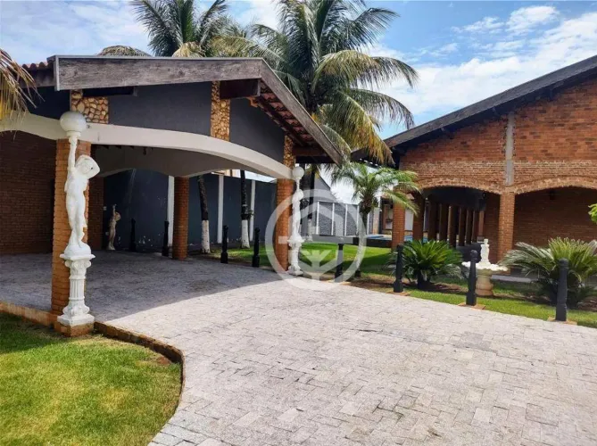 Casa com 7 dormitórios à venda, 523 m² por R$ 1.200.000,00 - América - Barretos/SP