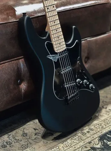 Guitarra Strinberg excelente estado