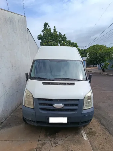 Ford Transit Van 3550 2.4 Tdci 14lug. Diesel 2010
