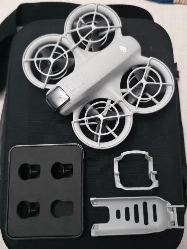 Dji Neo
