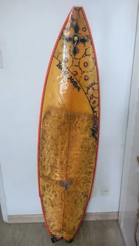 Prancha surf avaria