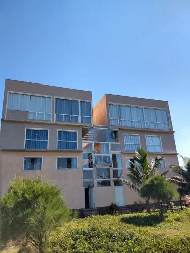 Vendo apartamento a beira mar