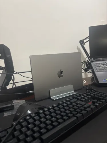 MacBook Pro M1 Pro 16 GB RAM 512 Armazenamento