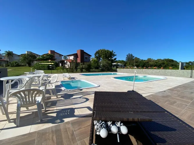Casa Mobiliada para Aluguel em Balneário Rincão