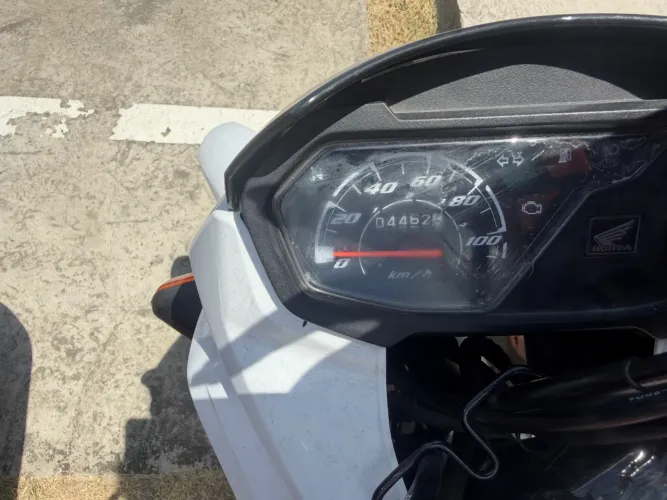 Pop 110i em dia pouco km rodados